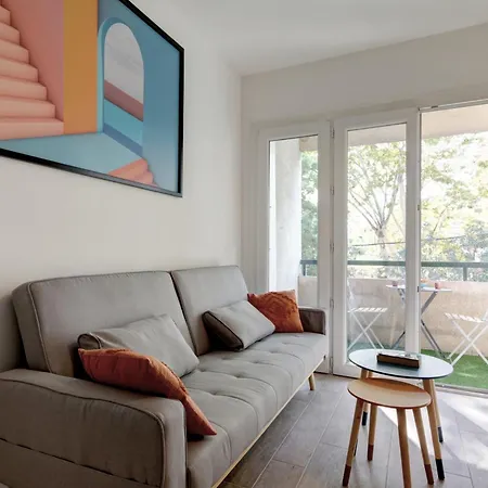 028- Chu Hopital, 2chambres, Parking, Tram *