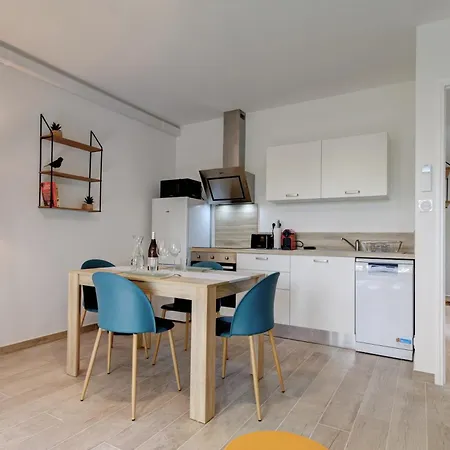 Appartamento 028- Chu Hopital, 2chambres, Parking, Tram