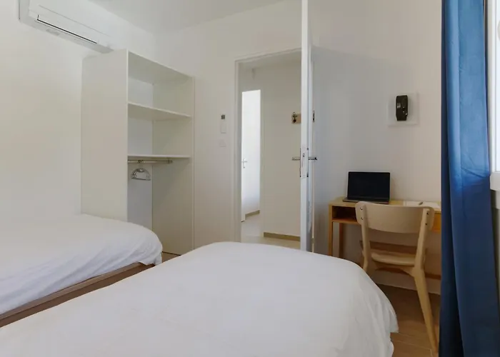 028- Chu Hopital, 2chambres, Parking, Tram Μονπελιέ