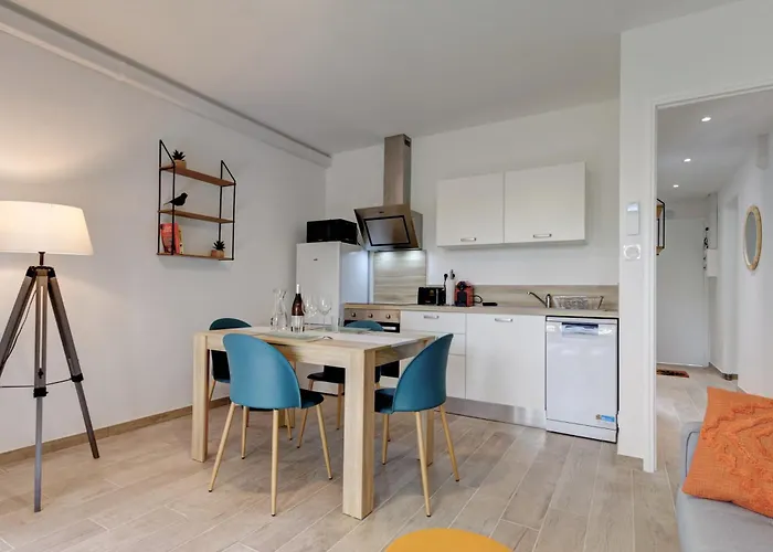 Διαμέρισμα 028- Chu Hopital, 2chambres, Parking, Tram